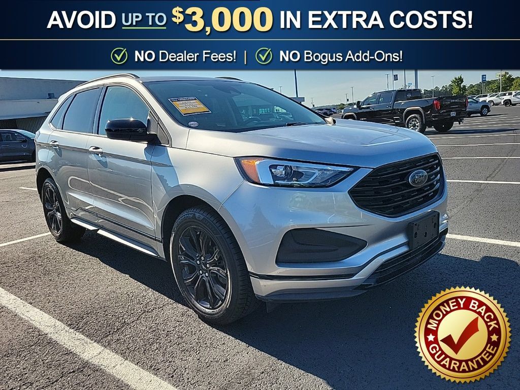 Used 2024 Ford Edge SE w/ Black Appearance Package AWD/4WD image 4