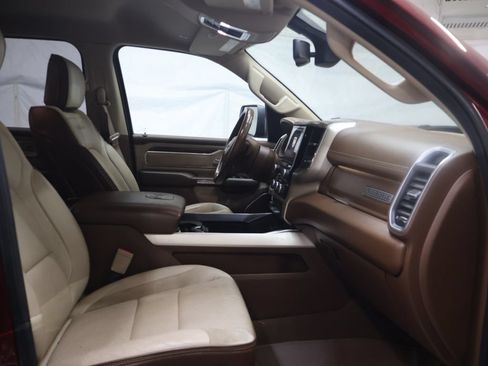 Used 2019 RAM 1500 Laramie AWD/4WD image 9
