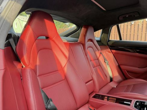 Used 2017 Porsche Panamera Turbo AWD/4WD image 29