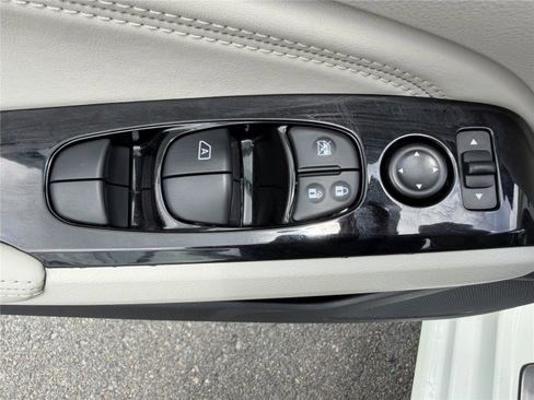 Used 2023 Nissan Altima 2.5 SL AWD/4WD image 20