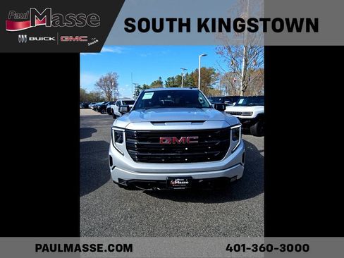 Used 2022 GMC Sierra 1500 Elevation w/ Elevation Premium Package image 8