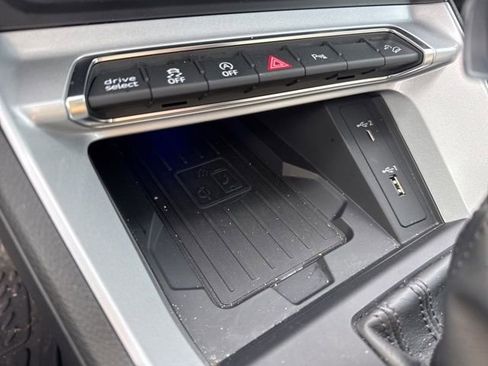 Used 2021 Audi Q3 2.0T Premium Plus w/ Premium Plus Package image 29