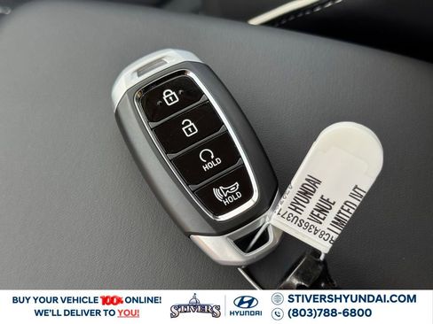 Certified 2025 Hyundai Venue Limited image 31