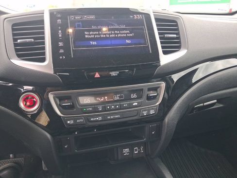 Used 2020 Honda Ridgeline RTL-E image 11