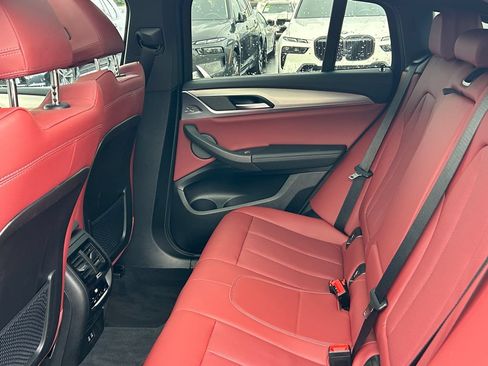 Used 2025 BMW X4 xDrive30i w/ M Sport Package AWD/4WD image 29