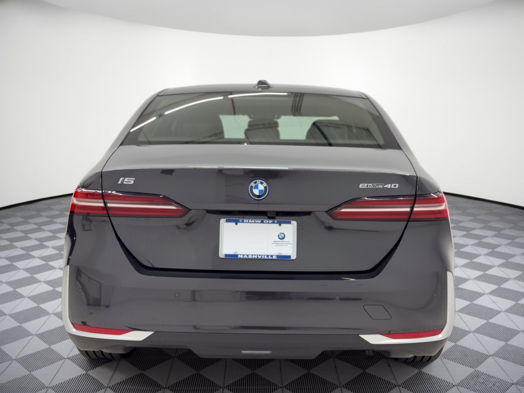 Certified 2025 BMW i5 eDrive40i w/ Premium Package RWD image 11