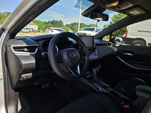 Used 2022 Toyota Corolla SE FWD image 12