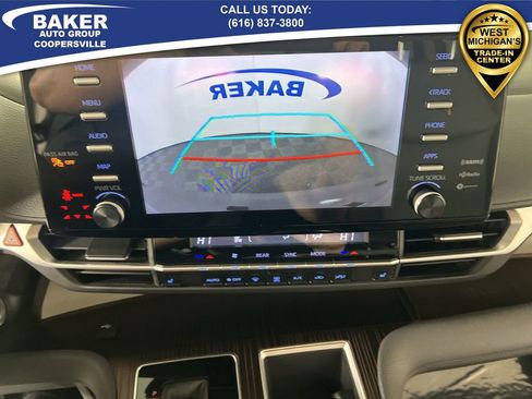 Used 2023 Toyota Sienna XLE image 15