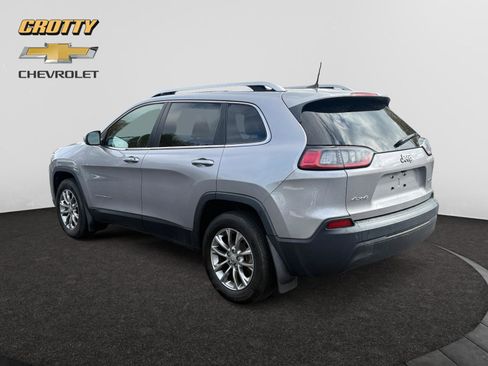 Used 2019 Jeep Cherokee Latitude Plus w/ Cold Weather Group image 3