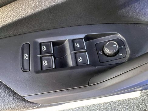 Used 2022 Volkswagen Jetta S FWD image 9