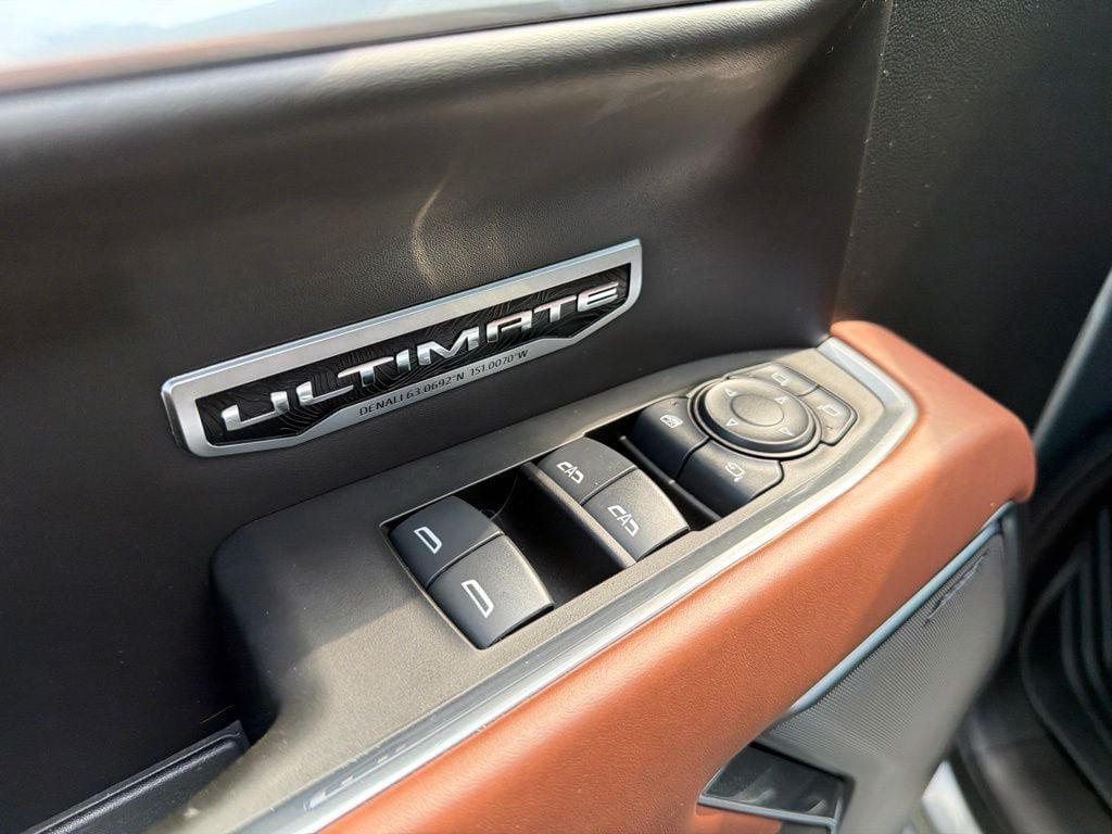 Used 2025 GMC Sierra 1500 Denali Ultimate AWD/4WD image 16