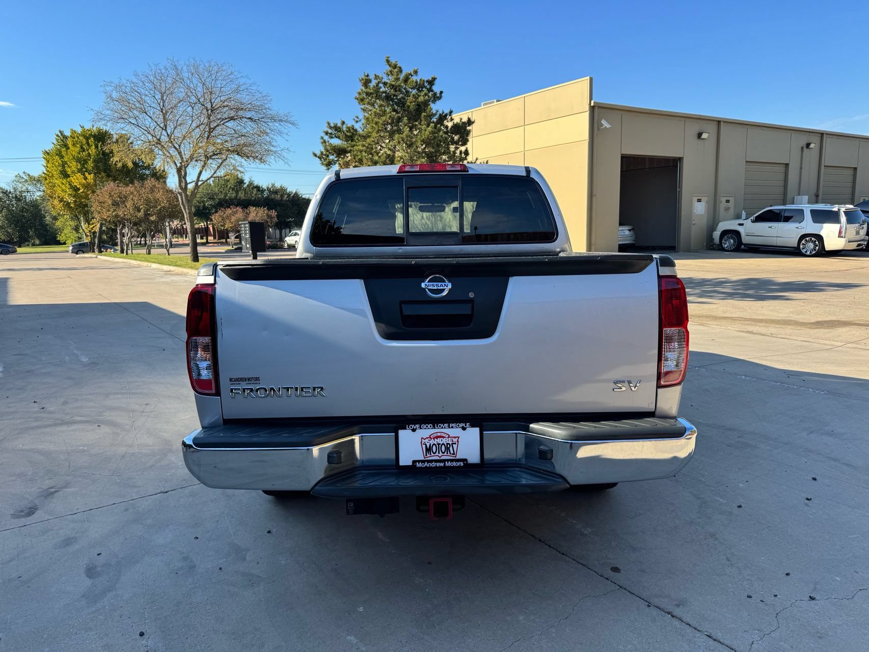 Used 2019 Nissan Frontier SV RWD image 3