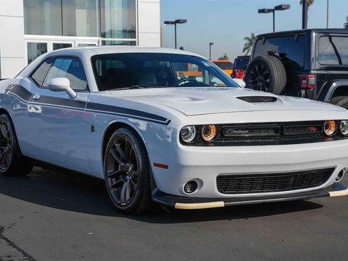Used 2021 Dodge Challenger R/T Scat Pack w/ Dynamics Package image 3