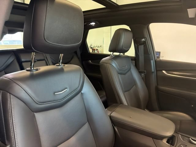 Used 2023 Cadillac XT5 Sportv w/ Technology Package AWD/4WD image 42
