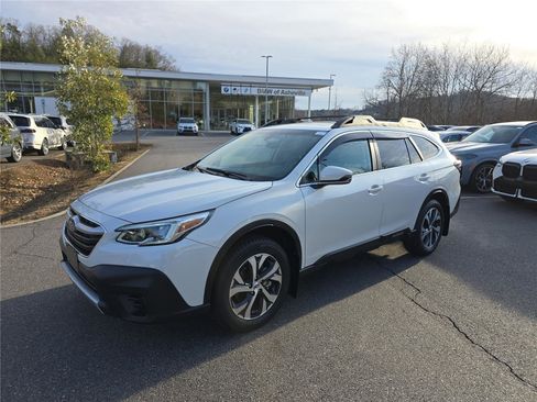Used 2020 Subaru Outback Limited w/ Popular Package #2 image 8