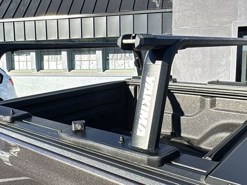 Used 2022 Jeep Gladiator Rubicon w/ Cold Weather Group image 11