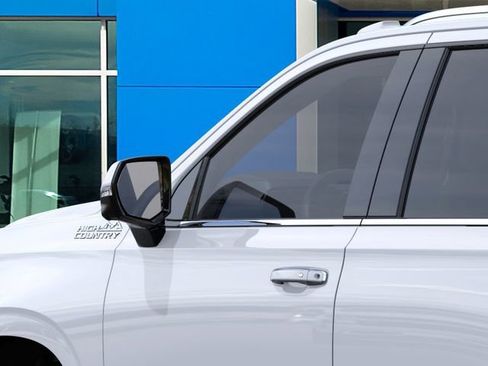 New 2026 Chevrolet Tahoe High Country AWD/4WD image 12
