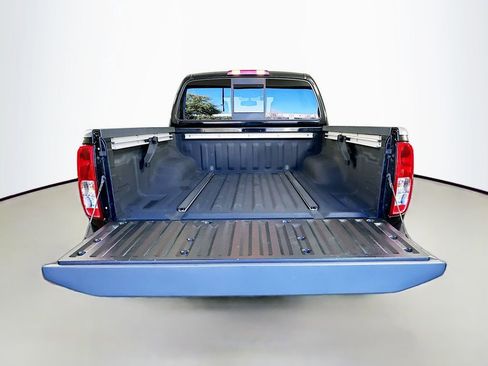 Used 2020 Nissan Frontier SV w/ Midnight Edition Floor Mats image 24