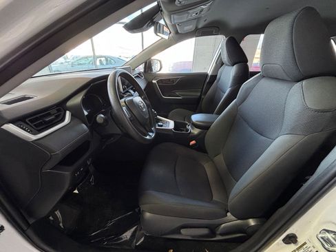 Used 2025 Toyota RAV4 LE image 26