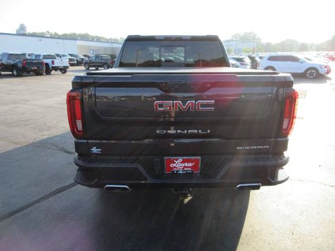 Certified 2022 GMC Sierra 1500 Denali AWD/4WD image 7