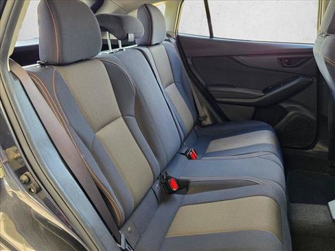 Used 2019 Subaru Crosstrek 2.0i Premium w/ Eyesight System AWD/4WD image 18