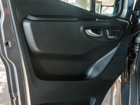 Used 2024 Mercedes-Benz Sprinter 2500 image 23