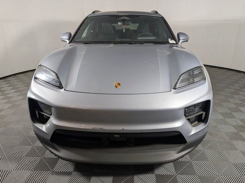 New 2026 Porsche Macan 4 Electric image 10