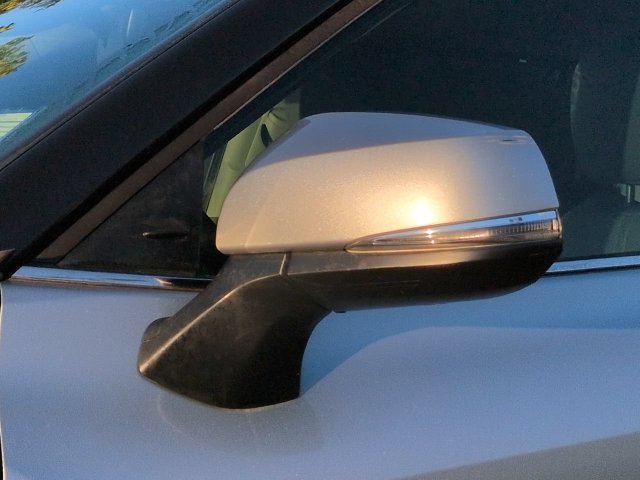 Used 2021 Toyota Highlander XLE FWD image 12