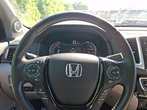 Used 2017 Honda Ridgeline RTL-E image 19