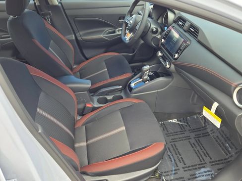 Used 2025 Nissan Versa SR w/ Trunk Package FWD image 4
