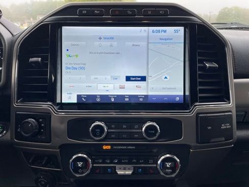 Used 2022 Ford F350 Platinum w/ Tremor Off-Road Package AWD/4WD image 19