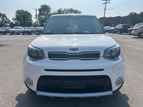 Used 2018 Kia Soul + FWD image 2