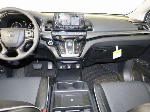 New 2026 Honda Odyssey Elite image 8
