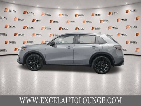 Used 2025 Honda HR-V Sport image 2