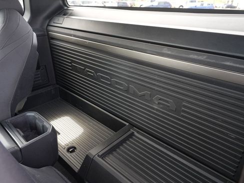Used 2024 Toyota Tacoma SR RWD image 18