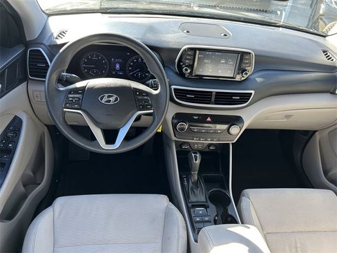 Used 2019 Hyundai Tucson SE image 14