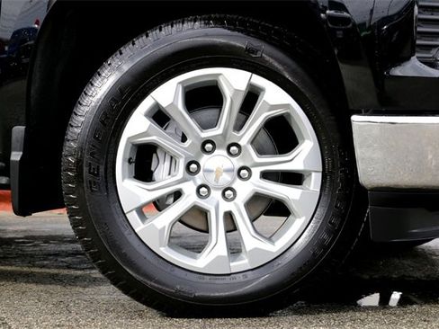 Used 2024 Chevrolet Silverado 1500 LTZ w/ LTZ Premium Texas Edition image 2