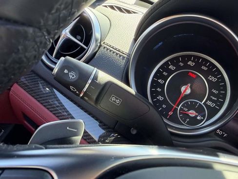 Used 2018 Mercedes-Benz SL 550 image 24