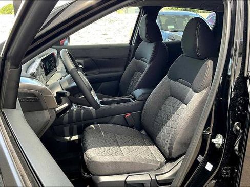 Certified 2025 Nissan Kicks SV FWD image 15