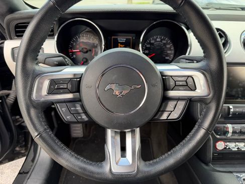 Used 2015 Ford Mustang GT Premium RWD image 22