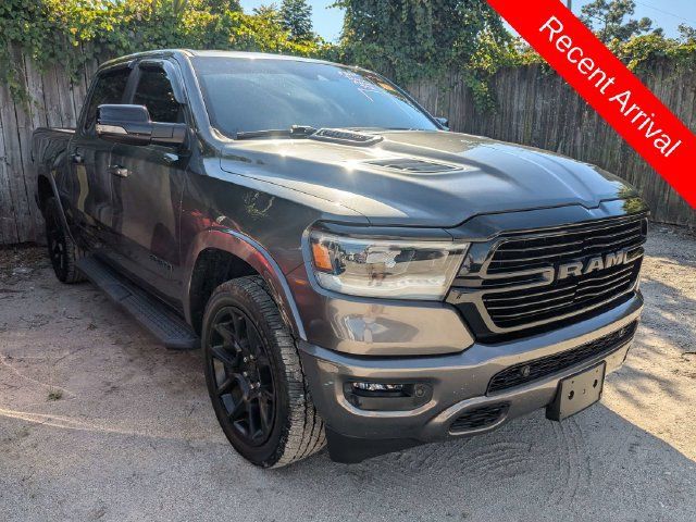 Used 2022 RAM 1500 Laramie AWD/4WD image 1