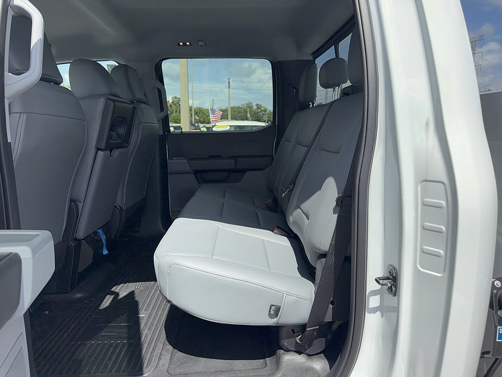 New 2026 Ford F350 XL w/ XL Chrome Package AWD/4WD image 15