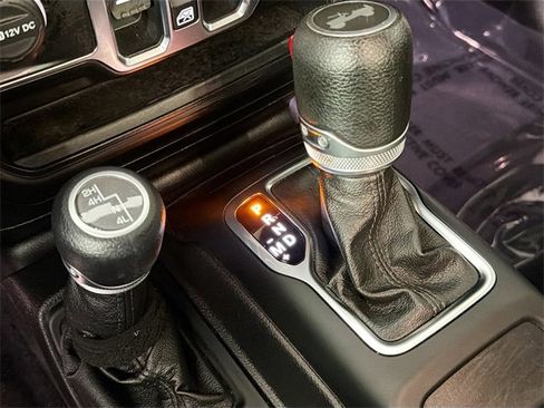 Used 2020 Jeep Wrangler Unlimited Sport image 16