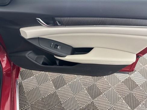 Certified 2020 Honda Accord EX image 25