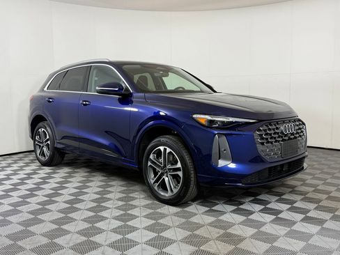 New 2025 Audi Q5 Premium Plus image 7