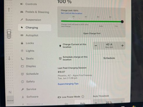 Used 2022 Tesla Model X image 40