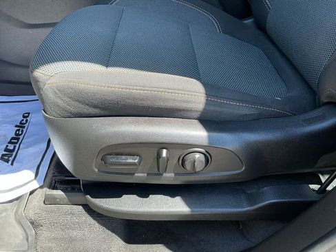 Used 2020 Chevrolet Traverse LT AWD/4WD image 12