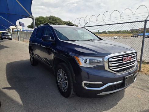 Used 2019 GMC Acadia SLE w/ Driver Alert Package I FWD image 2