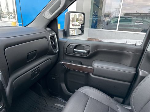 Used 2023 GMC Sierra 2500 SLT w/ SLT Premium Package image 39