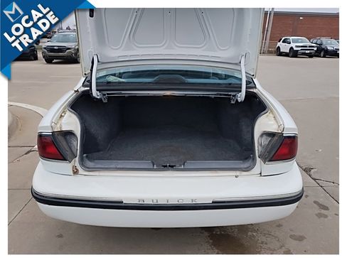 Used 1997 Buick Le Sabre Custom w/ Headliner Lighting Pkg image 22